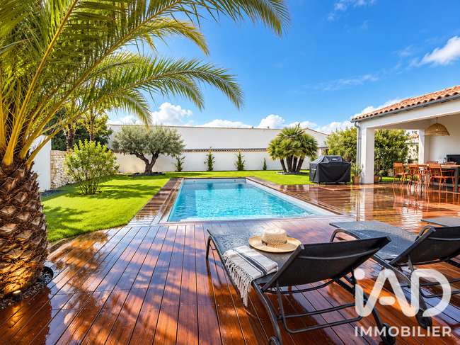 Maison 6 pièces 229 m² · à Sainte-Marie-de-Ré · 229 m² · 3 195 000 €