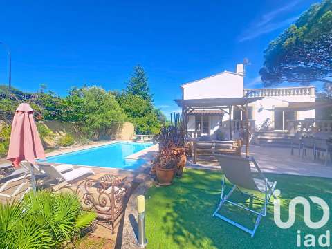 Vente maison 5 pièces Sainte-Maxime 83