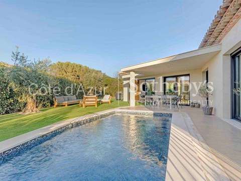 Vente maison 5 pièces Sainte-Maxime 83