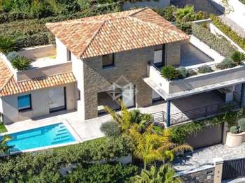 Vente maison 5 pièces Sainte-Maxime 83