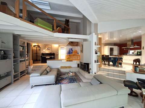 Vente maison 8 pièces Sainte-Pazanne 44