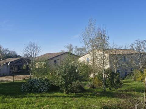 Vente maison 9 pièces Sainte-Radegonde 33