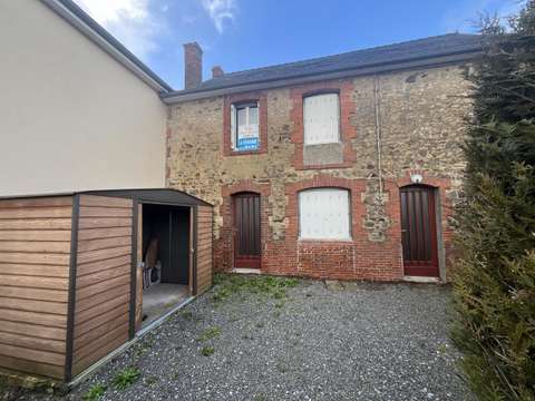 Vente maison 5 pièces Sainte-Suzanne 53