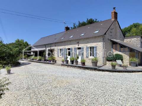 Vente maison 7 pièces Sainte-Suzanne-et-Chammes 53