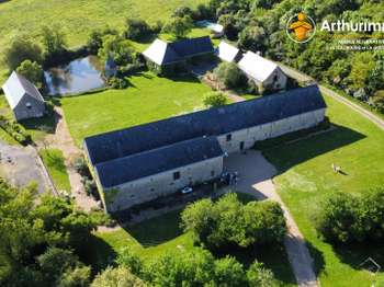 Vente Maison 10 chambresSainte-Suzanne-et-Chammes