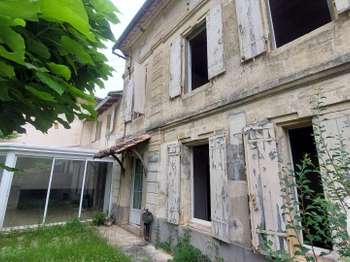 Vente Maison 7 piècesSainte-Terre