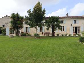 Vente Maison 5 chambresSaintes