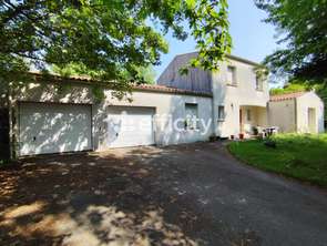 Vente Maison 4 chambresSaintes