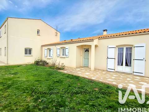 Vente maison 6 pièces Saintes 17