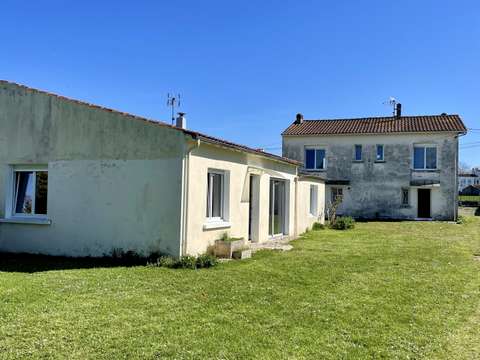 Vente maison 6 pièces Saintes 17