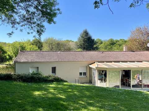 Vente maison 7 pièces Saintes 17