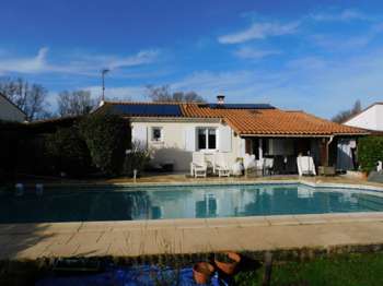 Vente maison 4 pièces Saintes 17