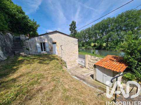 Vente maison 3 pièces Saintes 17