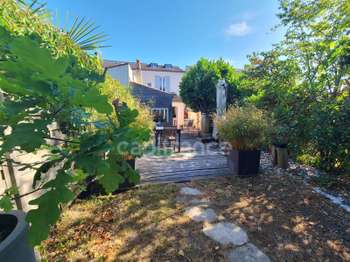 Vente maison 5 pièces Saintes 17