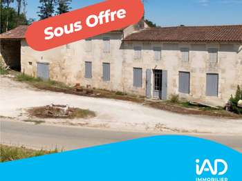 Vente maison 5 pièces Saintes 17