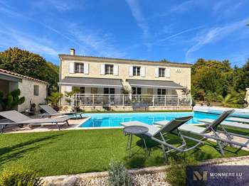 Vente Maison 5 chambresSaintes