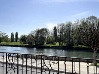 Vente maison 7 pièces Saintes 17