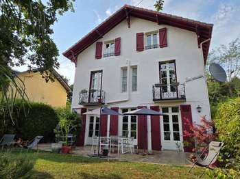Vente Maison 8 chambresSalies-de-Béarn