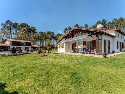 Vente maison 7 pièces Salles 33