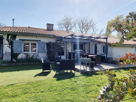 Vente maison 5 pièces Salles 33