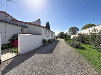 Vente maison 6 pièces Salles-sur-Mer 17