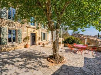 Vente Maison 5 chambresSalon-de-Provence