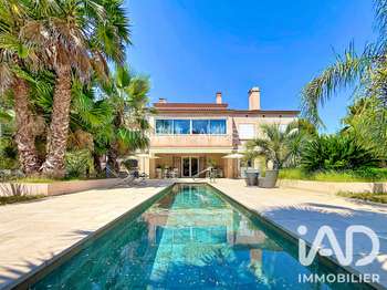 Vente maison 6 pièces Sanary-sur-Mer 83