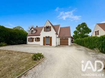 Maison 6 pièces 145 m² · à Sandillon · 145 m² · 349 000 €