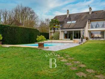 Vente maison 8 pièces Santeny 94