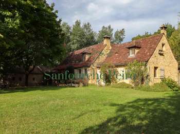 Vente maison 6 pièces Sarlat-la-Canéda 24