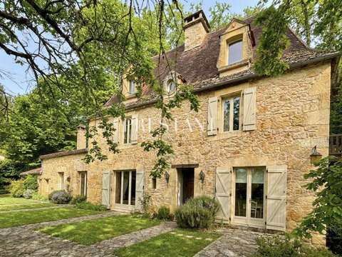 Vente maison 7 pièces Sarlat-la-Canéda 24