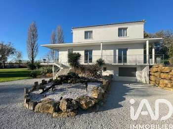 Vente maison 8 pièces