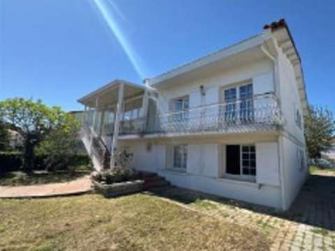 Vente maison 12 pièces Saujon 17