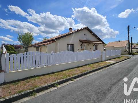 Vente maison 4 pièces Saujon 17