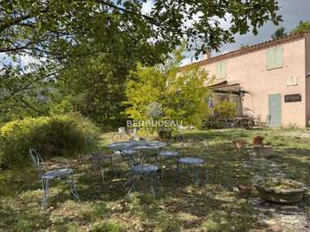 Vente maison 7 pièces Sault 84