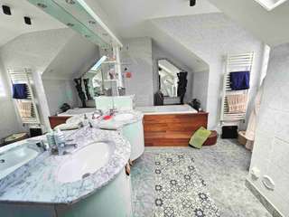 Vente maison 8 pièces