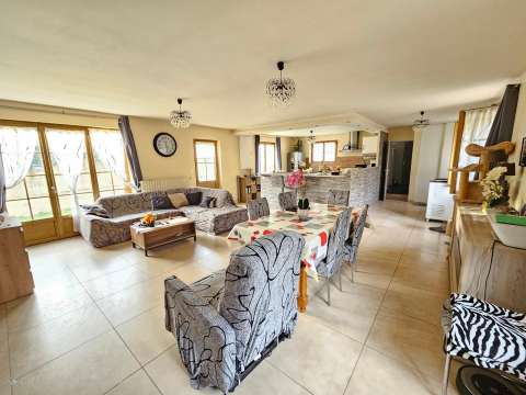 Vente maison 8 pièces