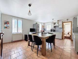 Vente maison 8 pièces