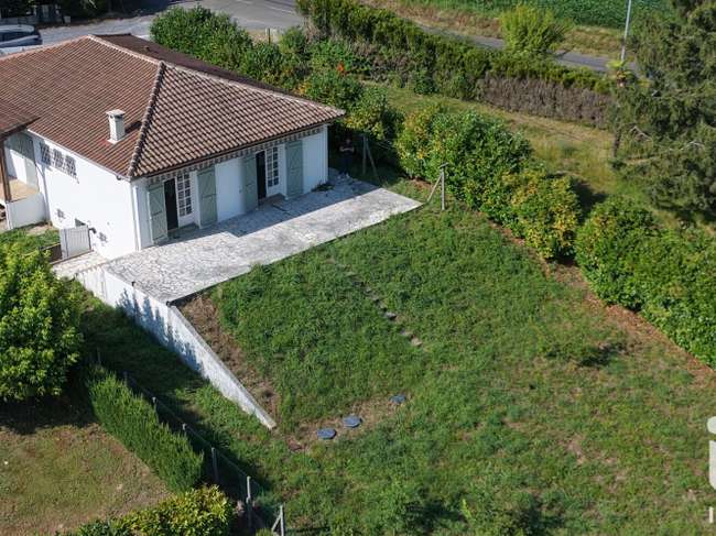Maison 5 pièces 115 m² · à Sauveterre-de-Béarn · 115 m² · 240 000 €