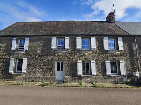 Vente maison 5 pièces Savigny 50