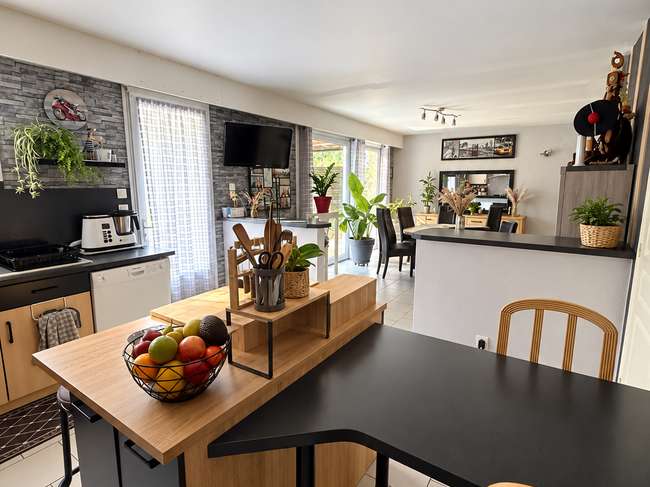 Maison 6 pièces 183 m² · à Savigny-en-Septaine · 183 m² · 299 000 €