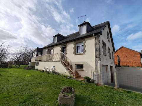 Vente maison 8 pièces Savigny-le-Vieux 50