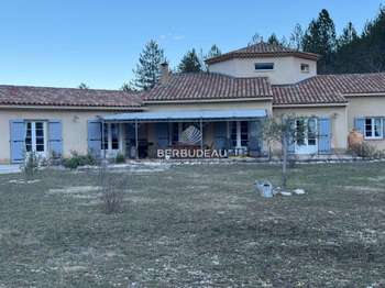 Vente maison 8 pièces Savoillan 84