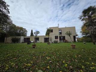 Vente maison 11 pièces