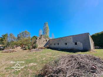 Vente Maison 1 pièceSecondigné-sur-Belle