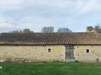 Vente maison 1 pièce Secondigné-sur-Belle 79