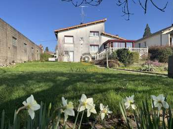 Vente maison 8 pièces Secondigny 79