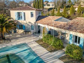 Vente maison 8 pièces Séguret 84