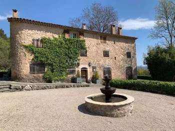 Vente maison 10 pièces Seillans 83