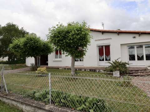 Vente maison 5 pièces Semussac 17
